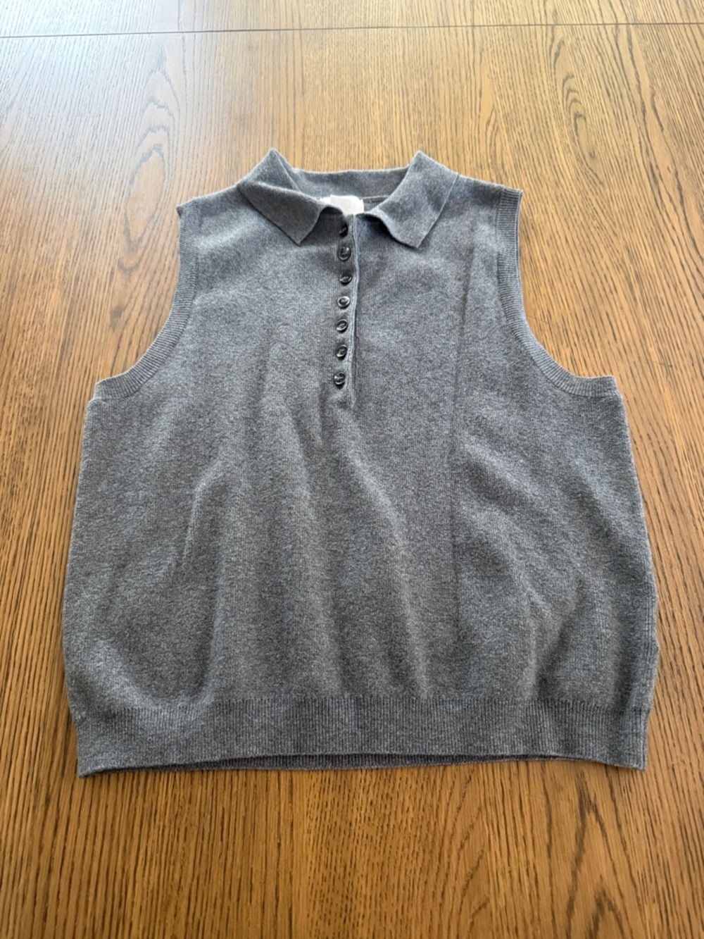 H&M Gray Sleeveless Polo Sweater Vest
